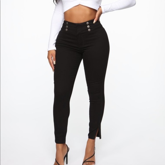 Fashion Nova Denim - Butt You Love Me Jeans - Black NWT